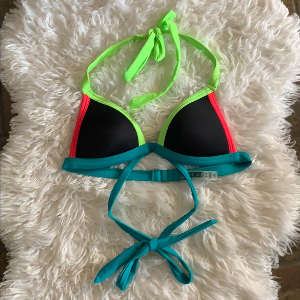 5 for $25🎈Victoria’s Secret wrap top bikini top